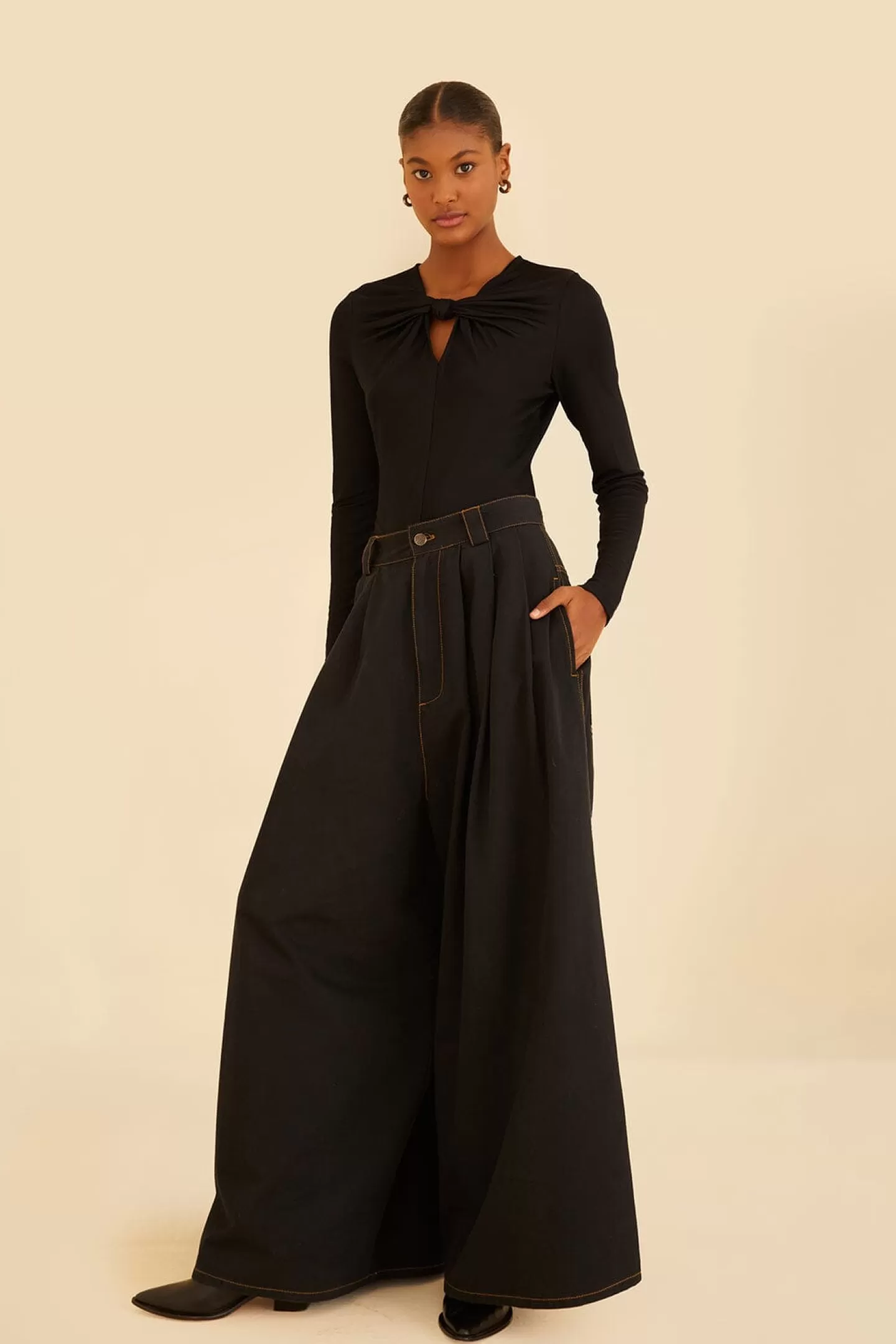 FARM Rio  BLACK CANVAS MAXI PLEATED PANTS